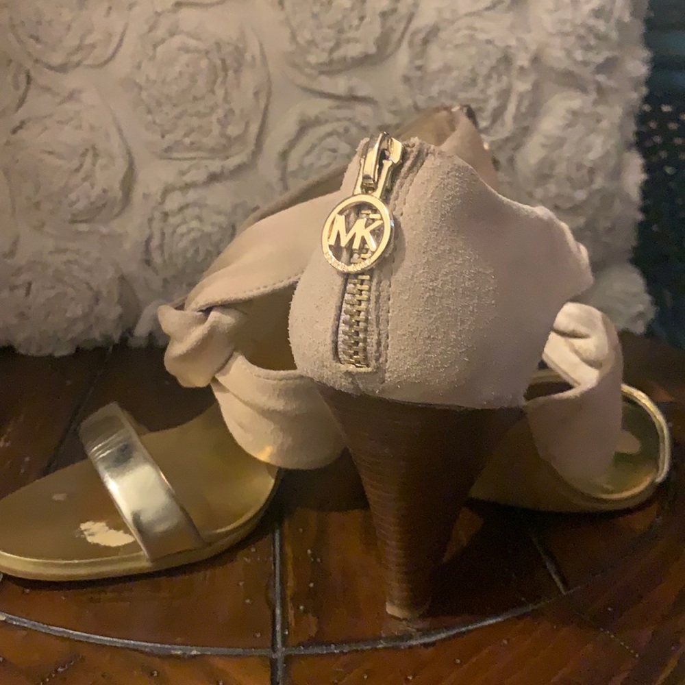 Michael kors heel wit gold MK zipper Detail